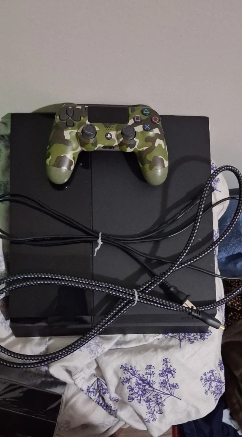 PS4 Console
