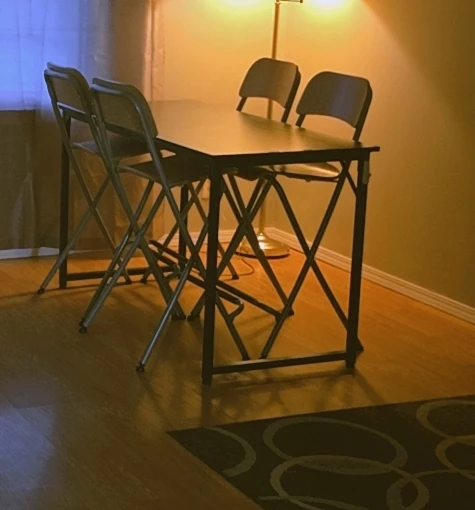 Table and Chairs Set - photo 2