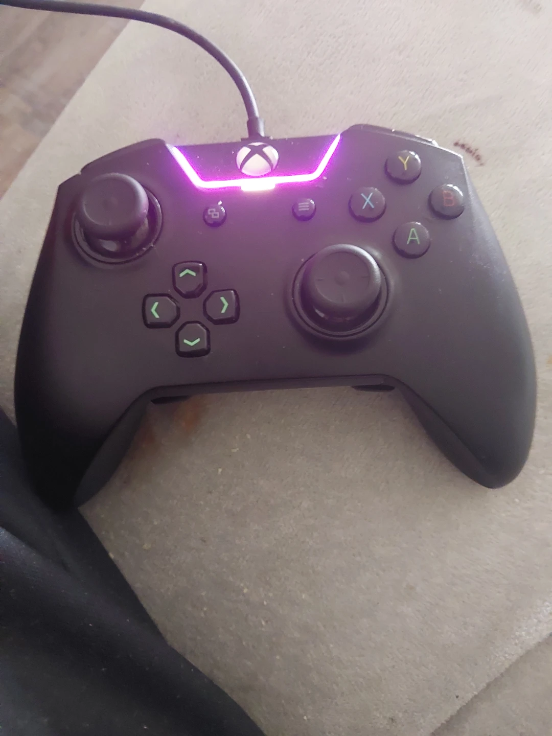 Xbox one Razer Wolverine Tournament lighted controller - photo 5