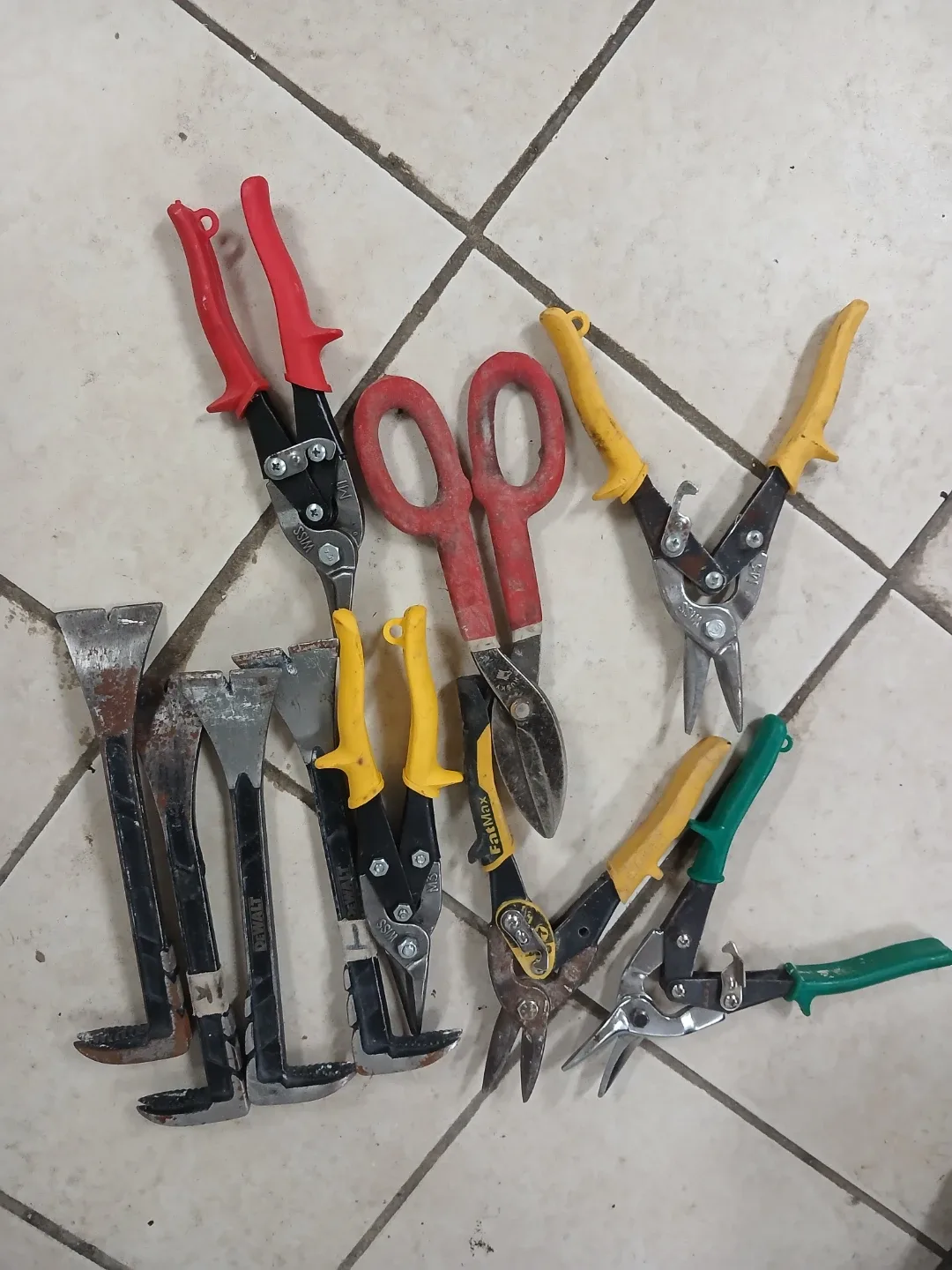 Tools: Aviation Snips, Sheet Metal Shears, Pry Bars, Hard Hats