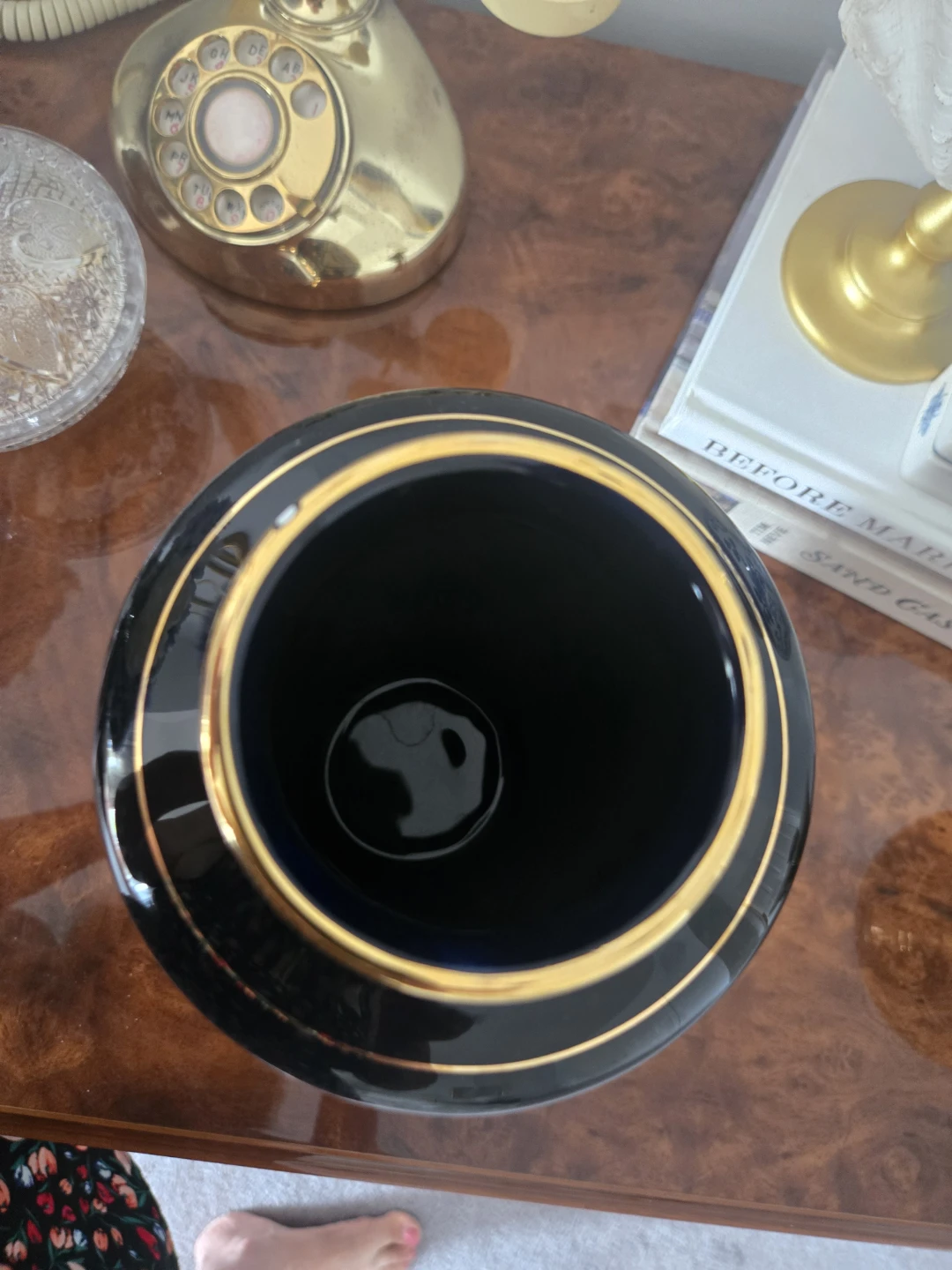 ST Hand-Made in Greece Vase with 24K Gold Trim - photo 2
