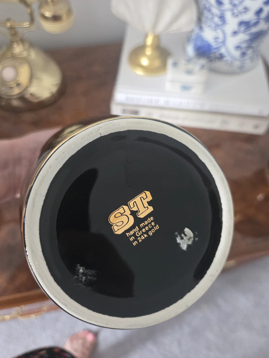 ST Hand-Made in Greece Vase with 24K Gold Trim - photo 3