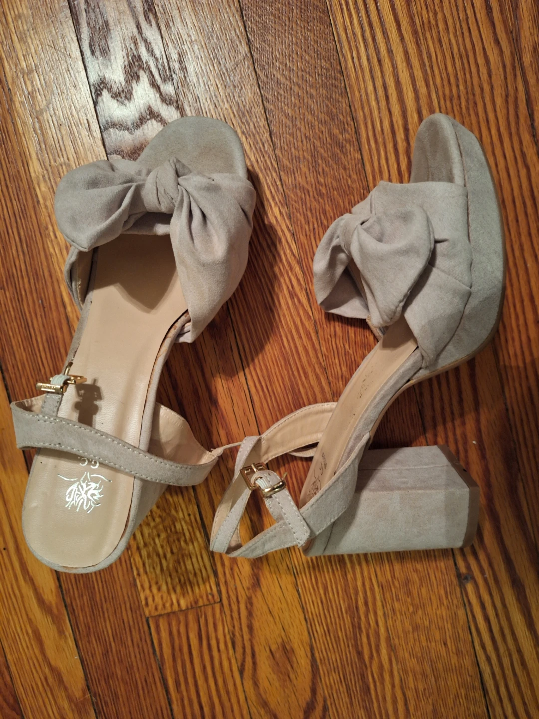 Suede Bow Block Heels - photo 2