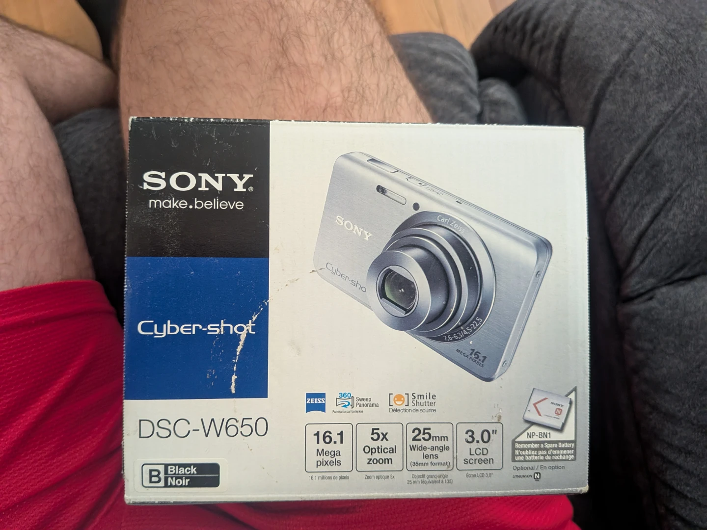 Sony Cyber-shot DSC-W650 Digital Camera (Black)