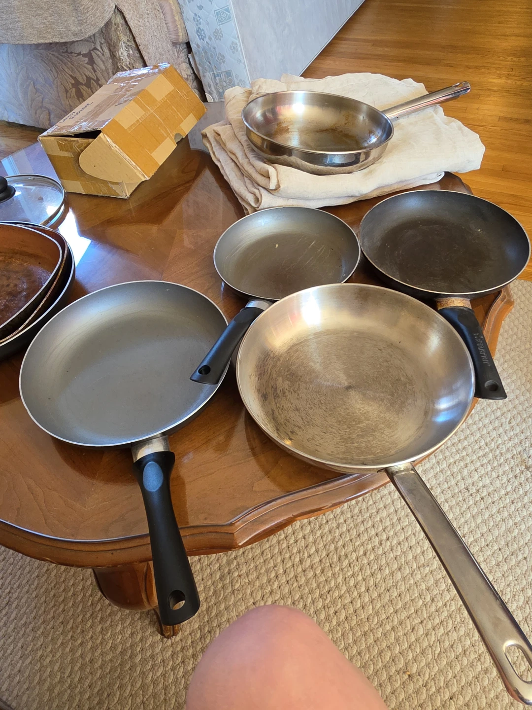 Set of 5 Frying Pans