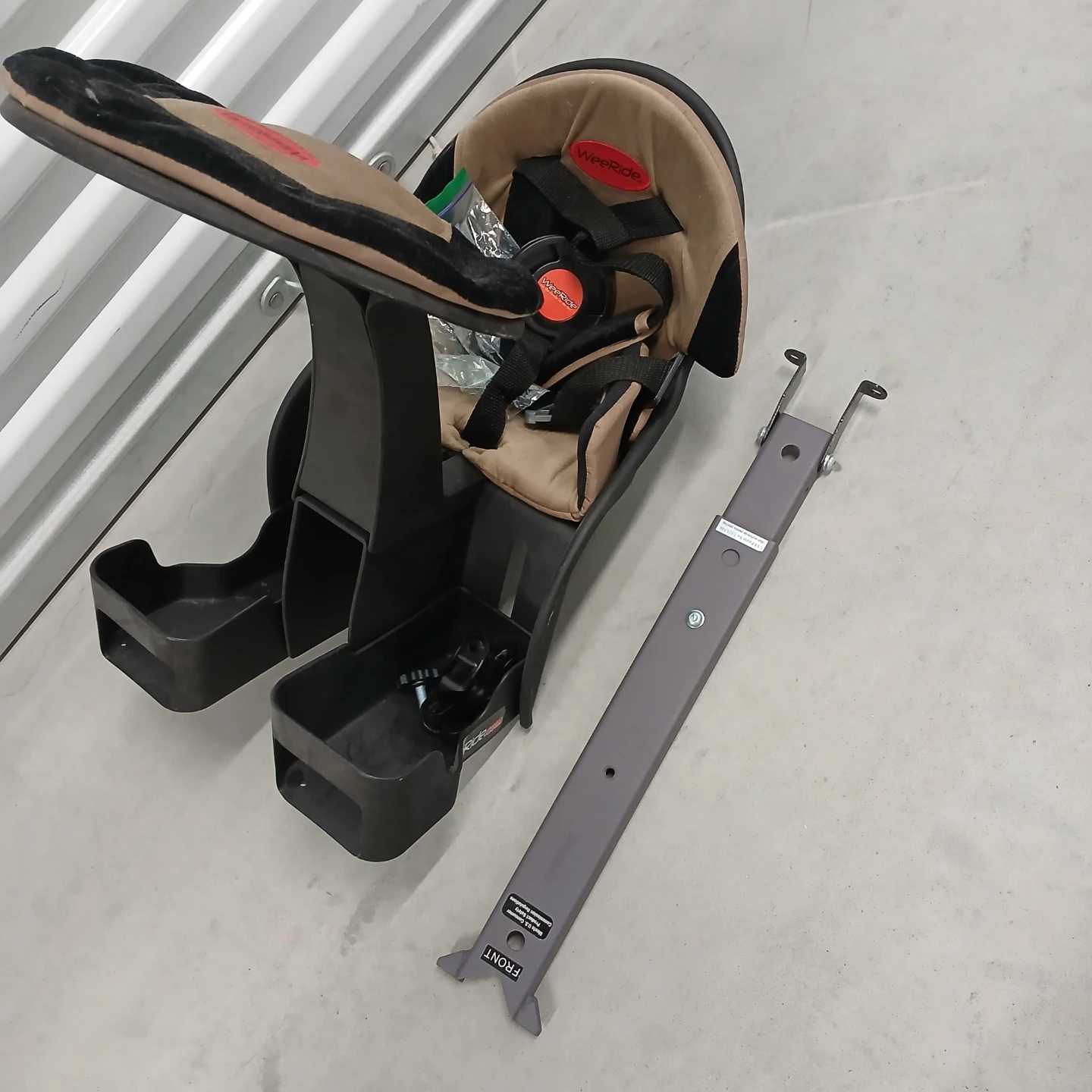 WeeRide toddler bike seat ⚽️
