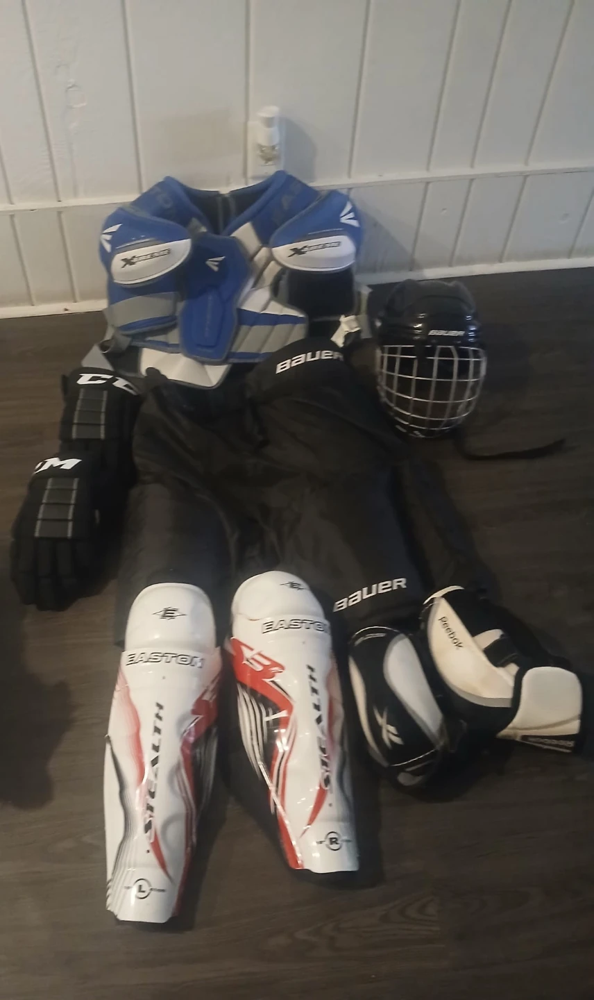 Youth Hockey Gear Set - photo 2