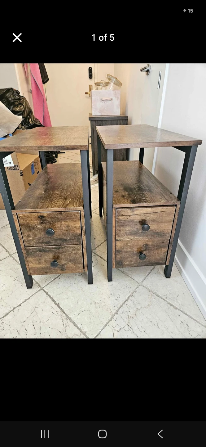 2 side tables / night stands