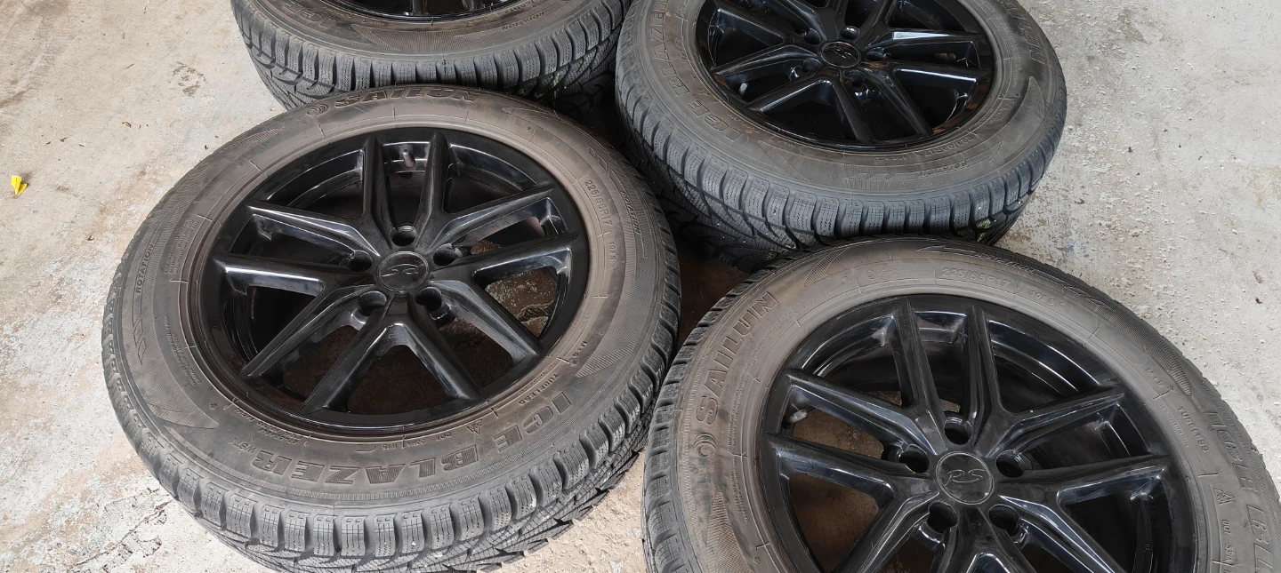 Set of 4 Winter Tires and Rims - photo 5