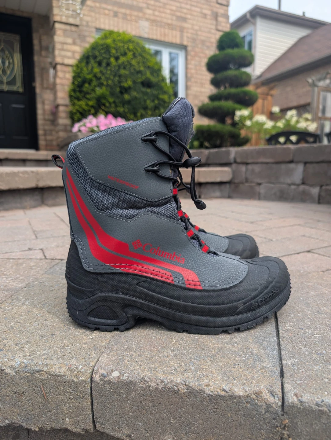 Columbia Youth or women's Winter Boots size 7 boys 8 womens - photo 2
