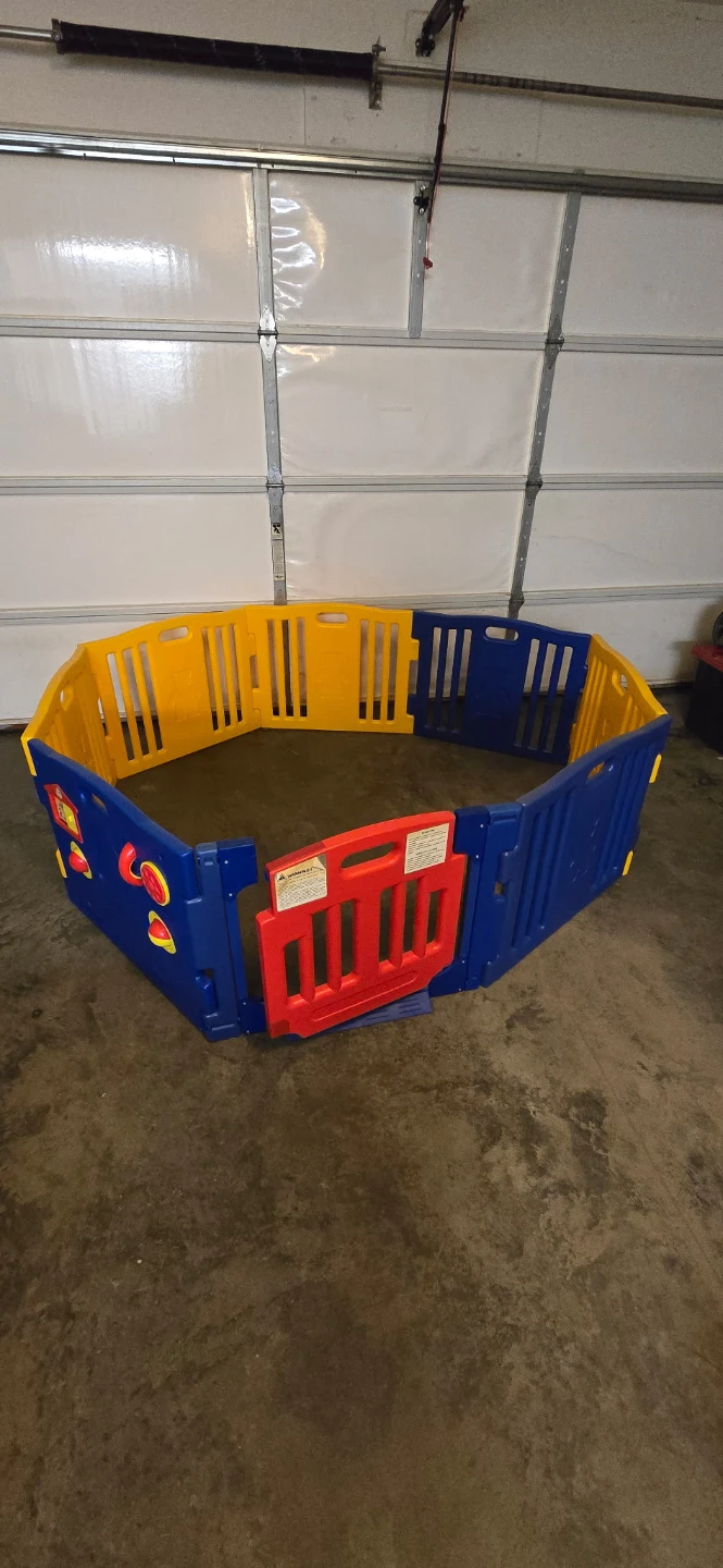 Plastic Playpen with Gate