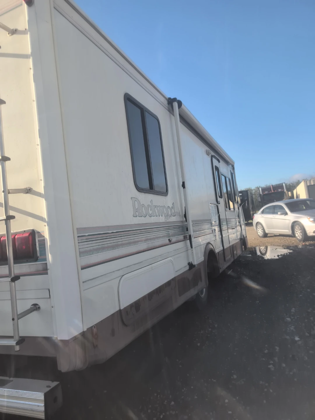 Rockwood RV Motorhome - photo 3