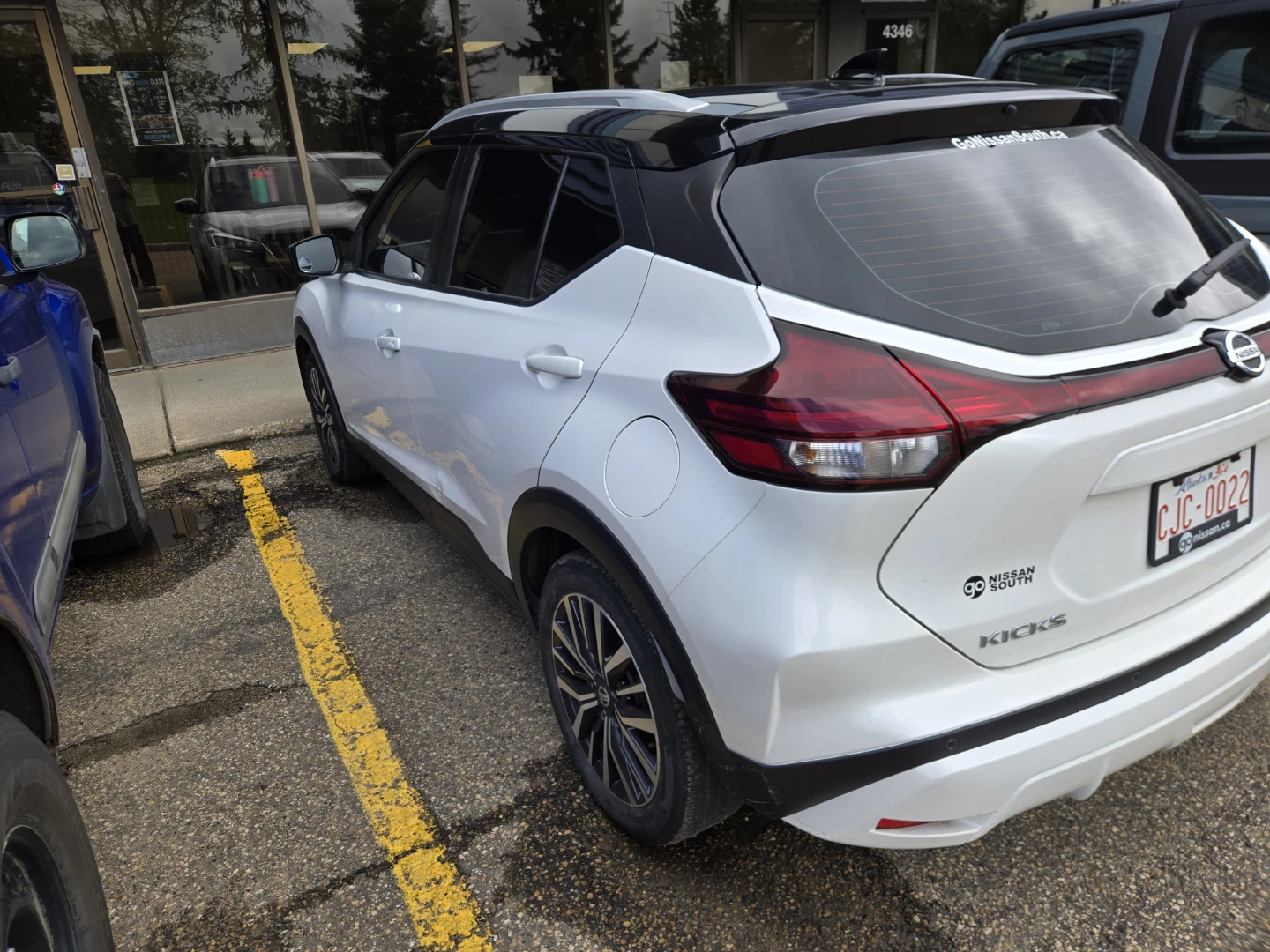 2021 Nissan Kicks SV – 75,000 km – $12,900 - photo 4