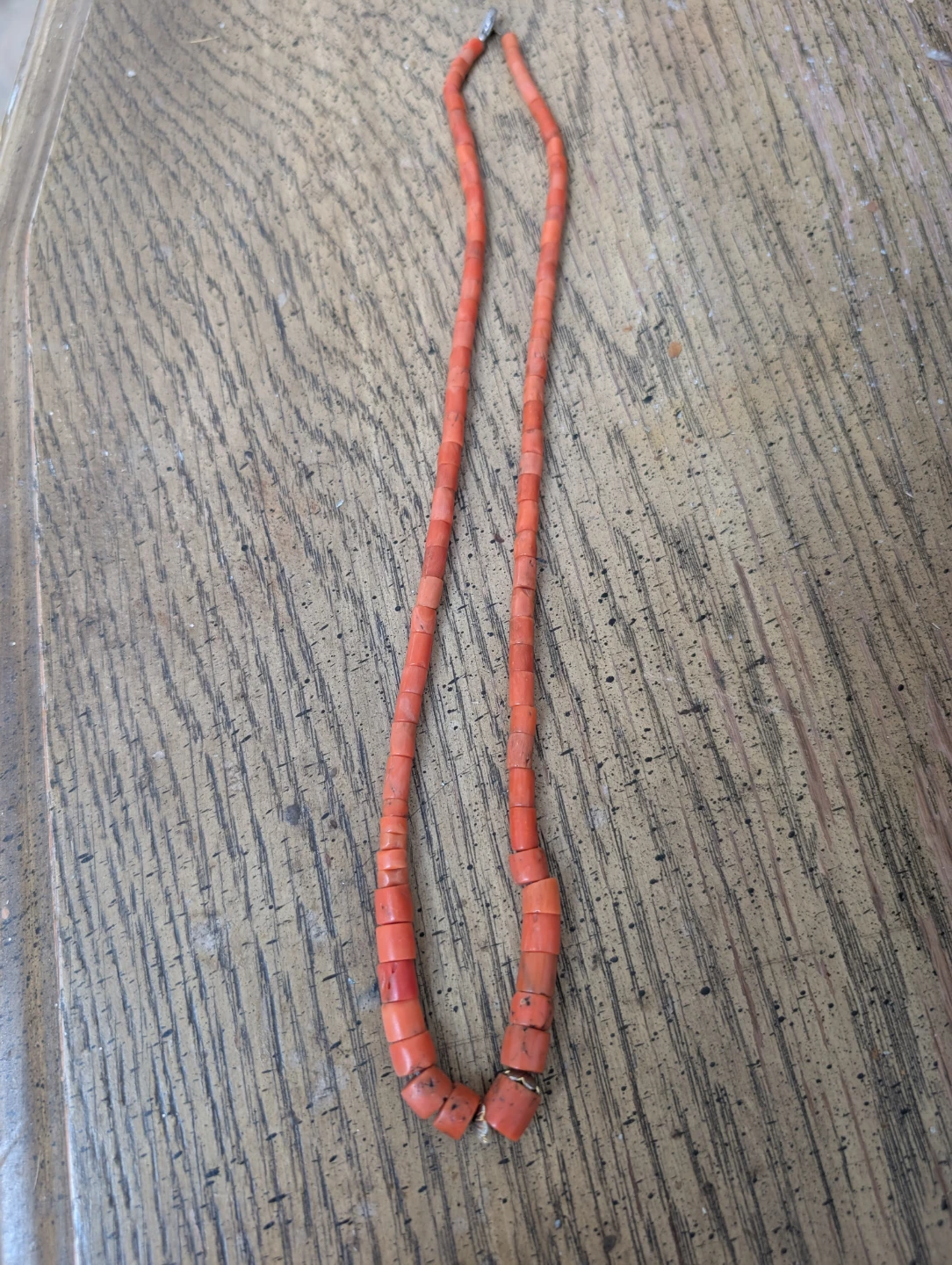 Vibrant Coral Beaded Necklace - photo 2