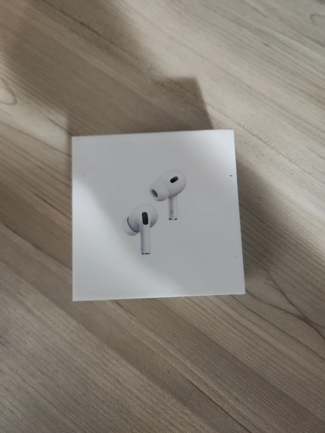 Apple AirPods Pro (2nd generation) with MagSafe Charging Case