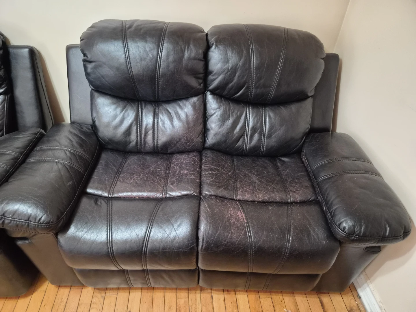 Black Leather Reclining Sofa and Chair Set - photo 4