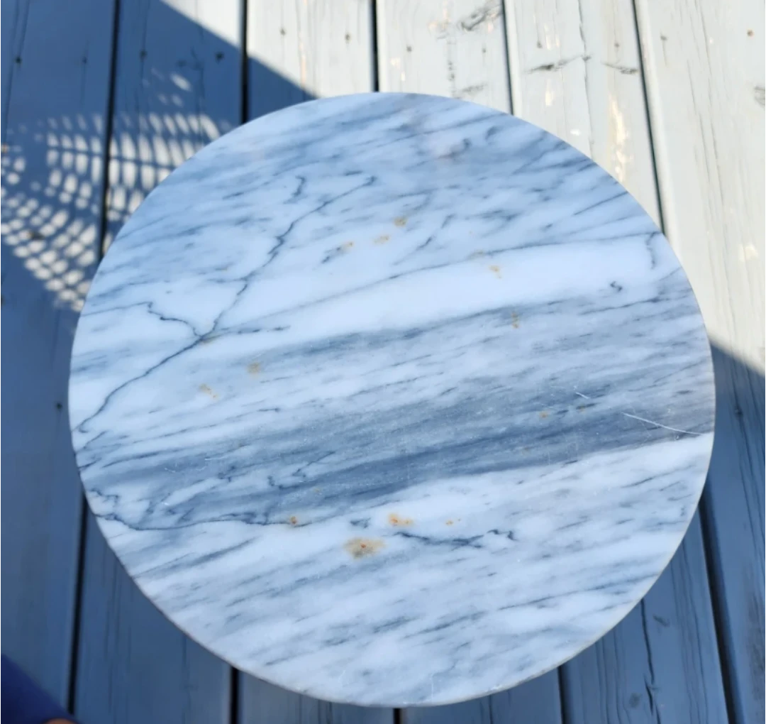 vintage side table features a white marble top with an ornate - photo 2