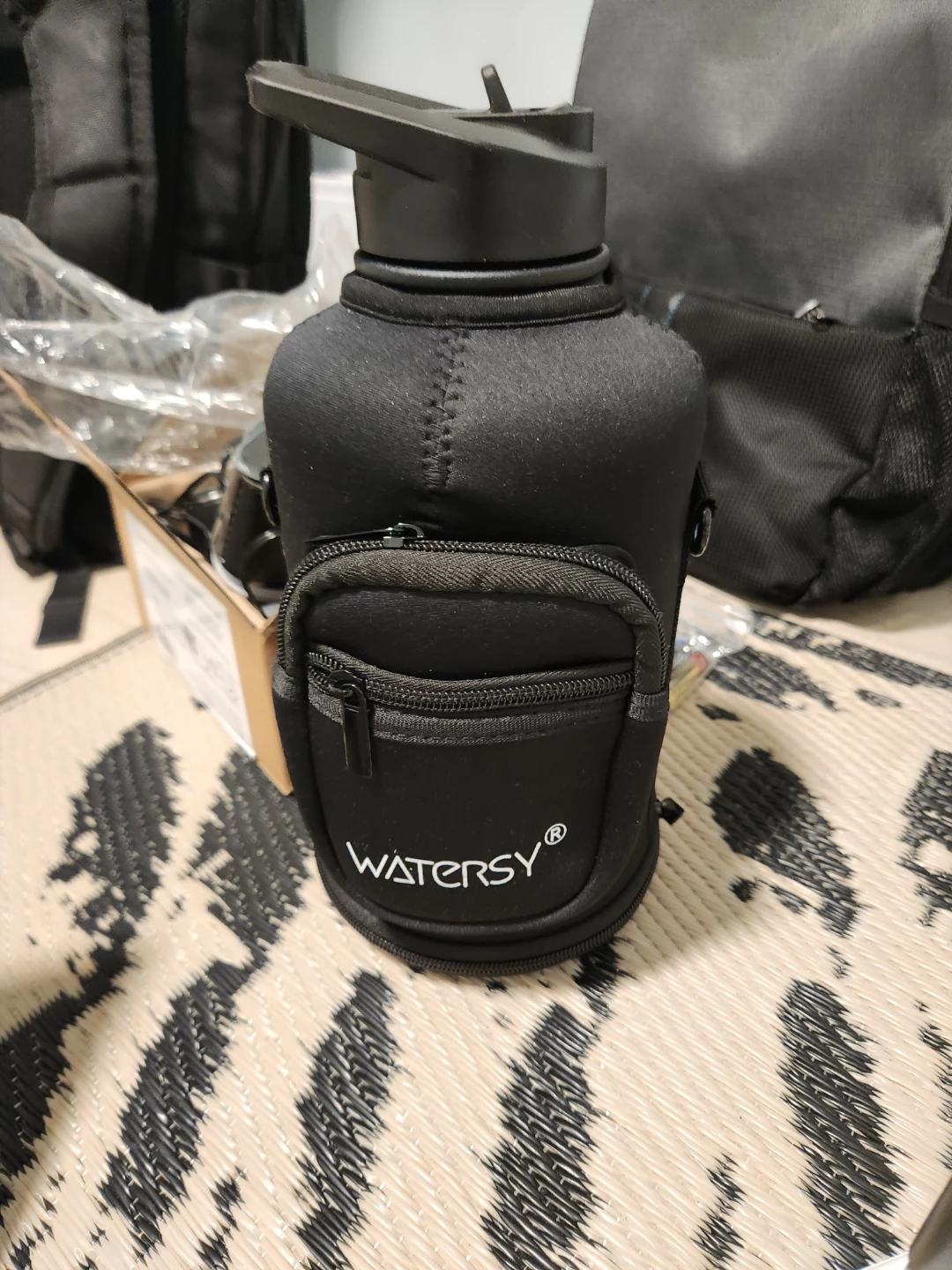 Watersy Water Bottle with Pouch