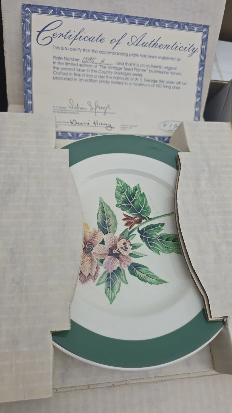 W.S. George "The Vintage Seed Planter" Plate - photo 4