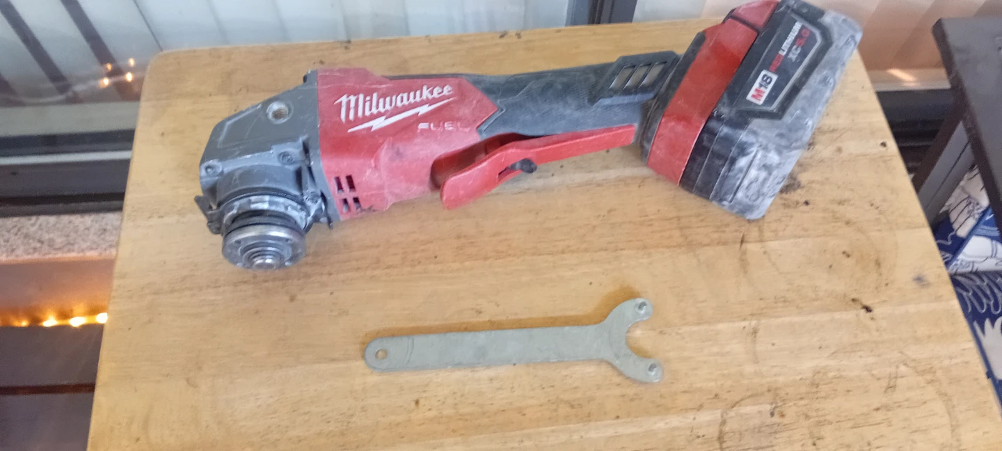 Milwaukee Power Tool Set - photo 2