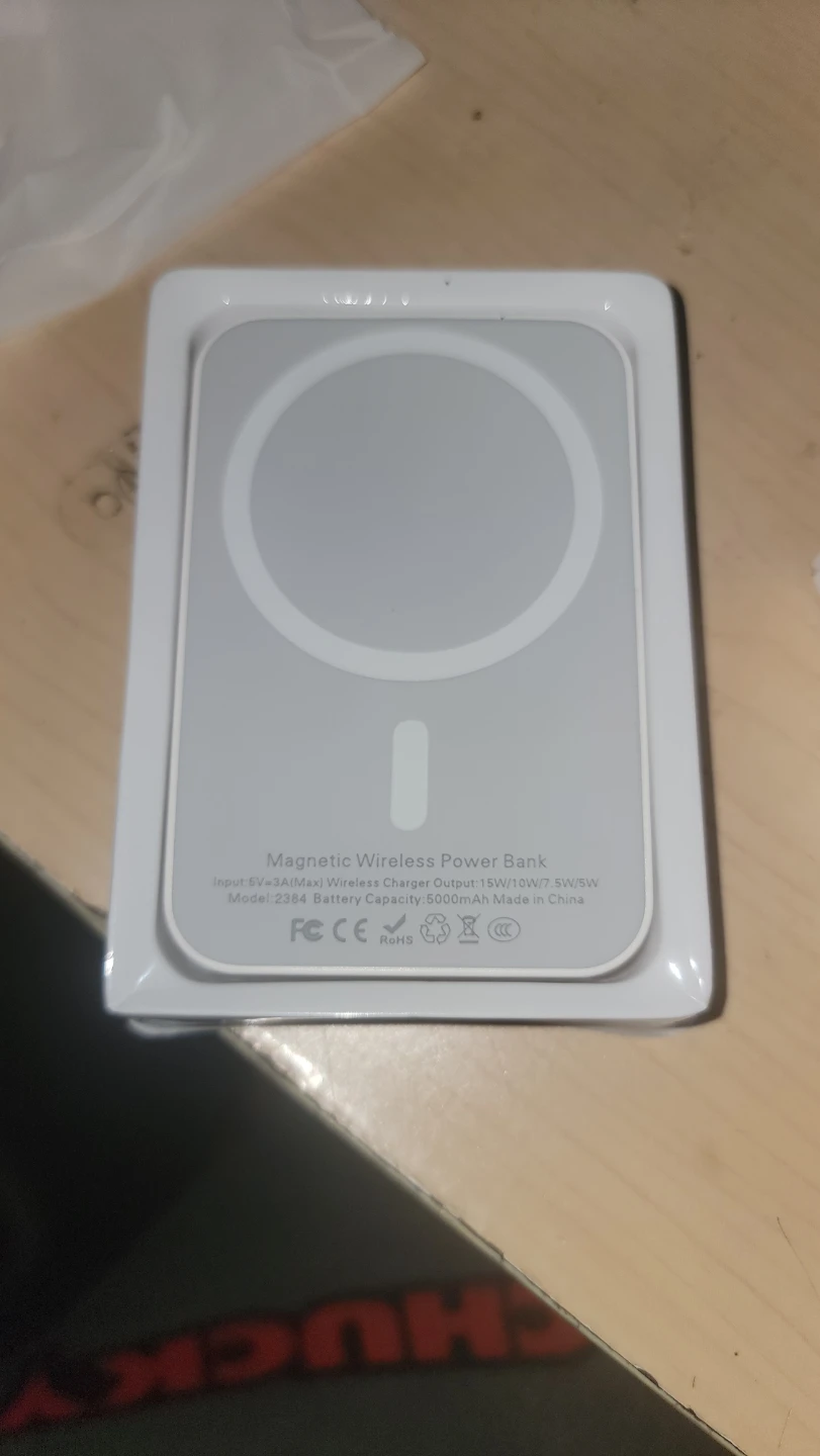 Magnetic Wireless Power Bank 5000mAh