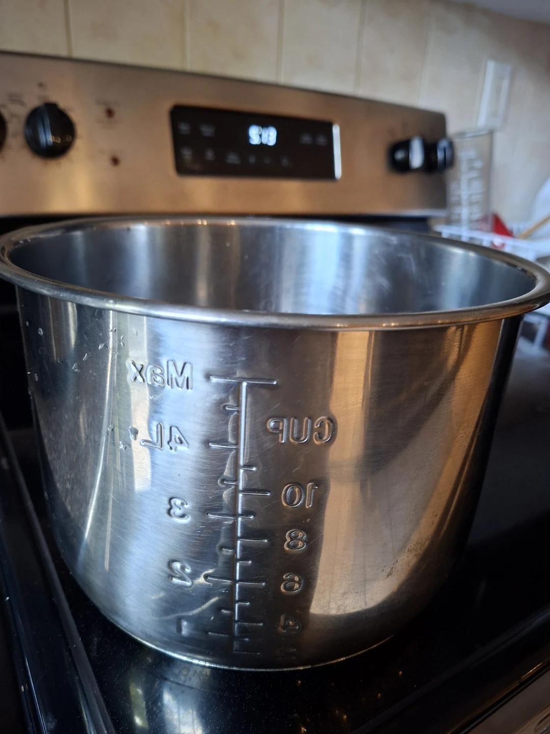 Instant Pot Duo 6 Quart Pressure Cooker - photo 4