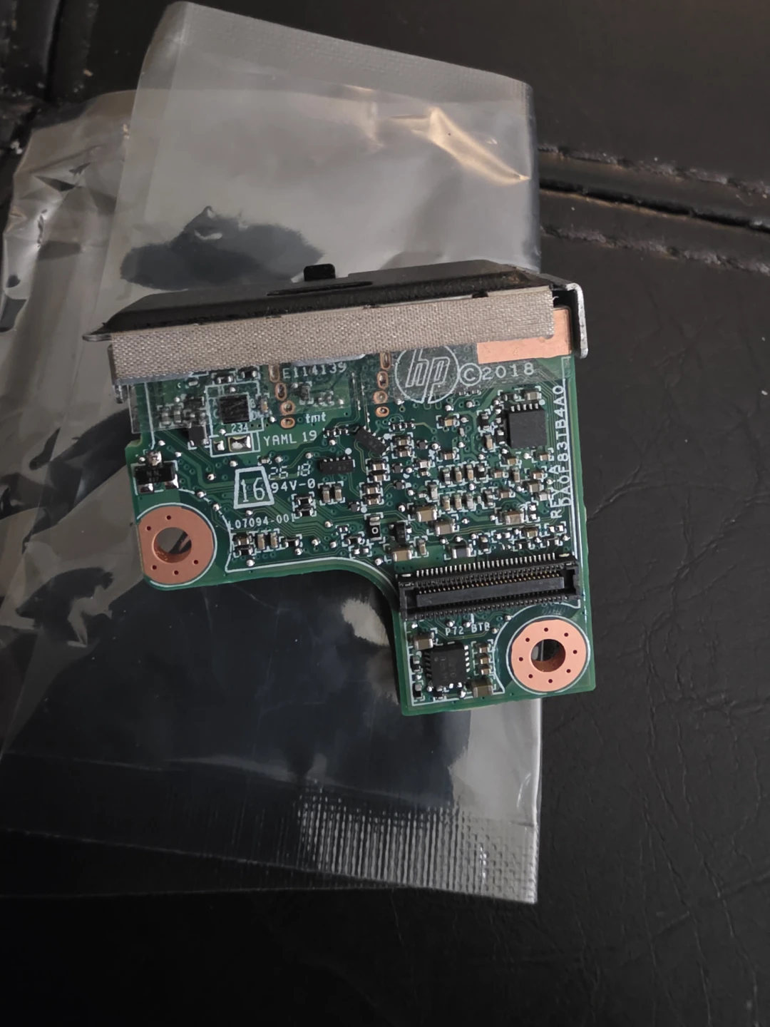 HP Elitedesk 800 G4 SFF USB C Flex IO Port Board - photo 3