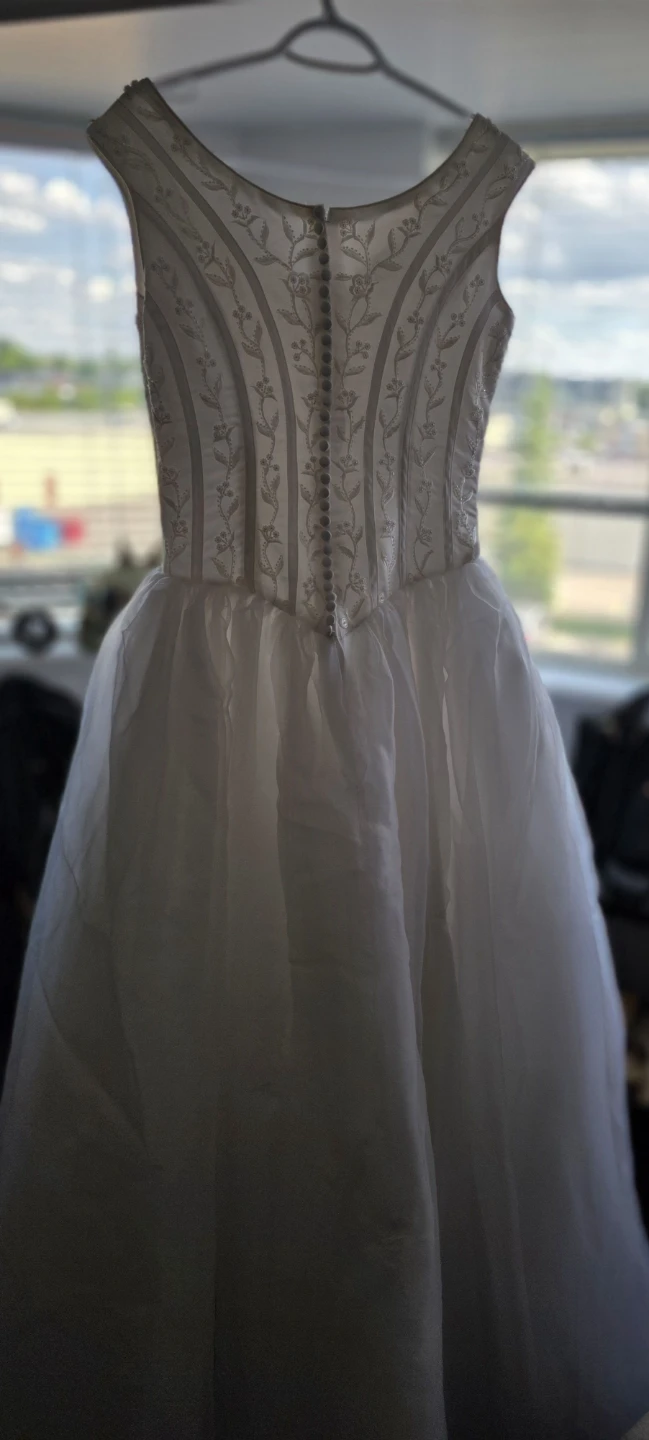 White Wedding Dress - photo 5