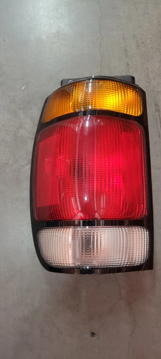 Tail Light Assembly left & right