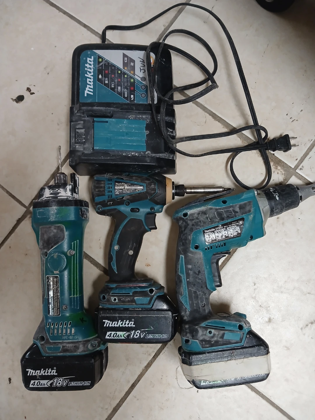 Makita Cordless Drill and Driver Set with Charger