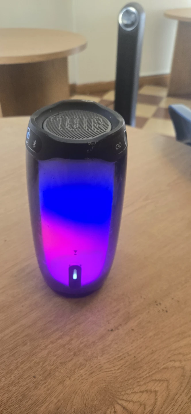 Jbl 4 pulse