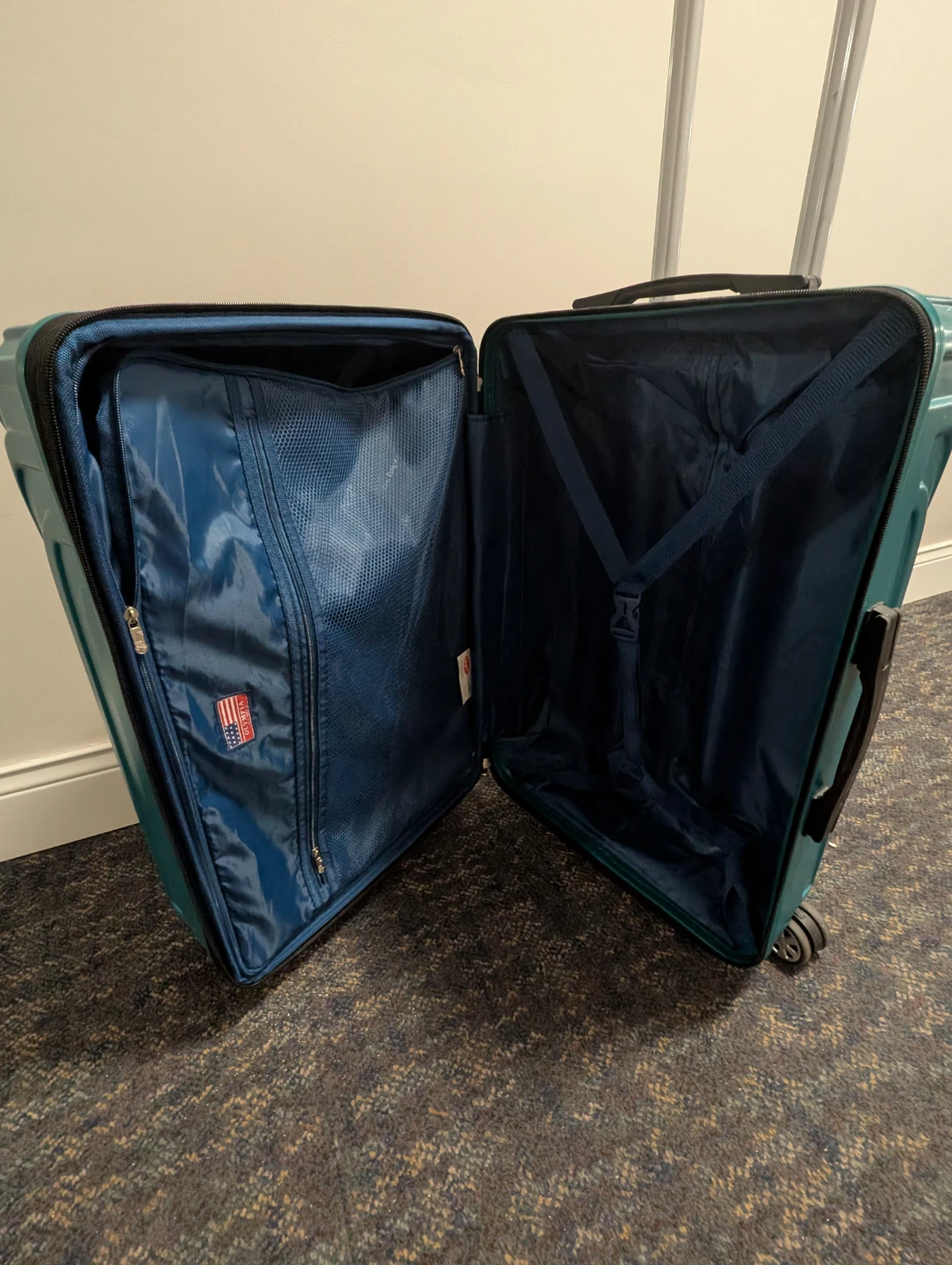 Olympia Teal Hardshell Spinner Suitcase 22" - photo 4
