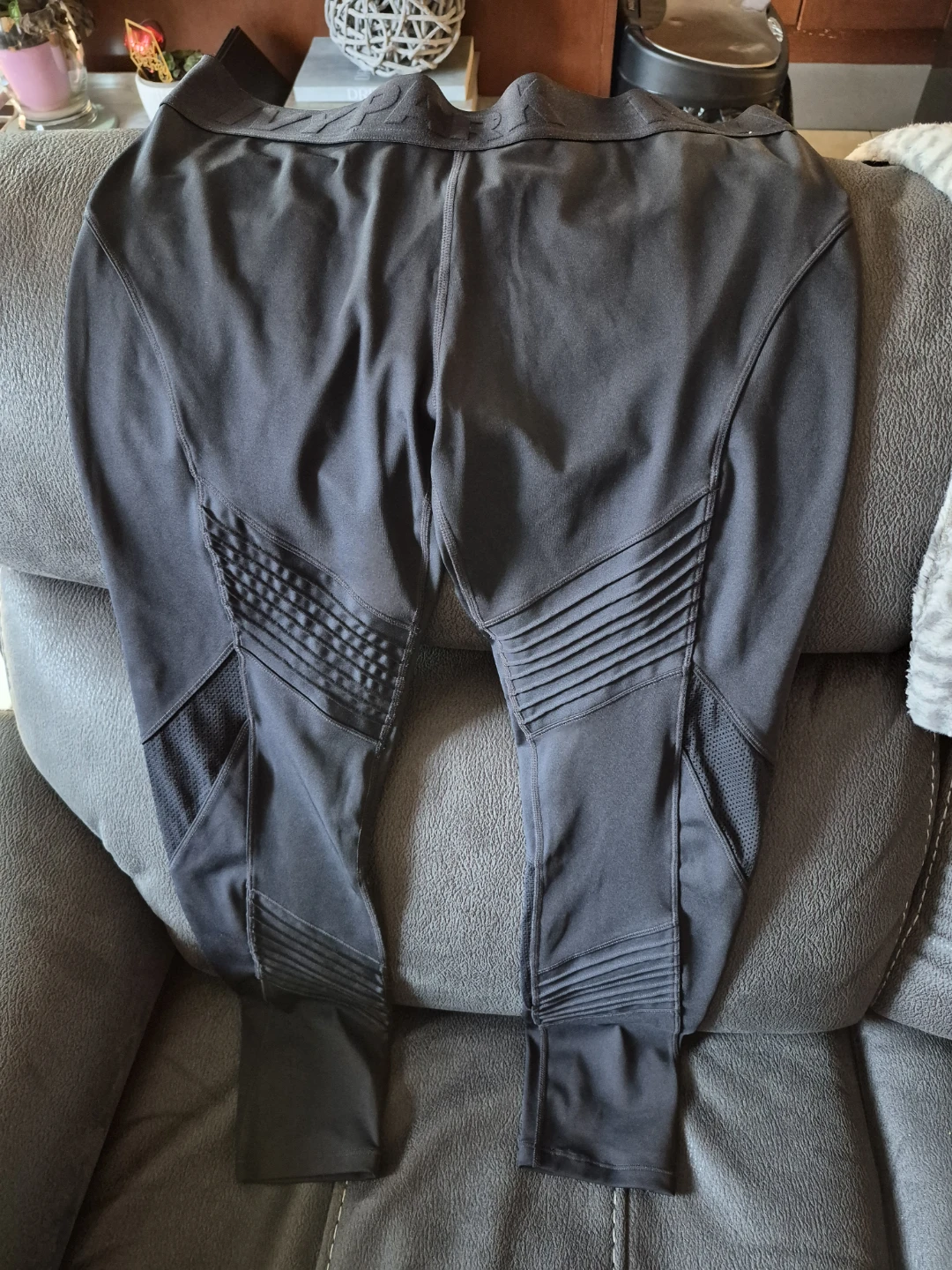 Ivy Park Black Athletic Leggings - photo 2