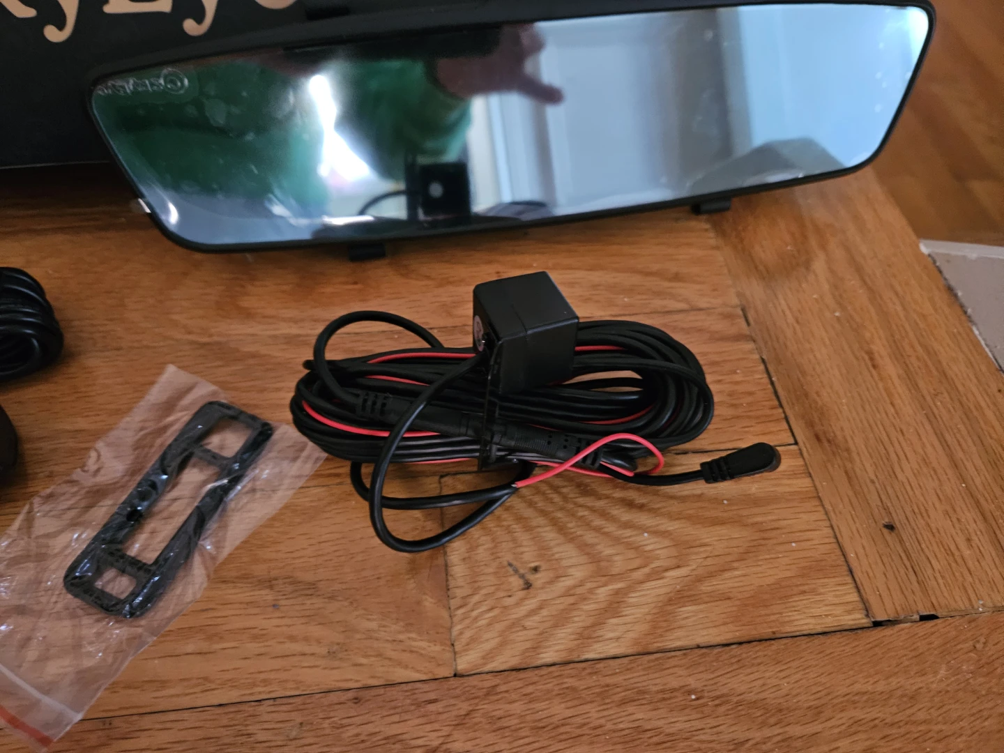 SkyEye Rearview Mirror Dash Cam - photo 4