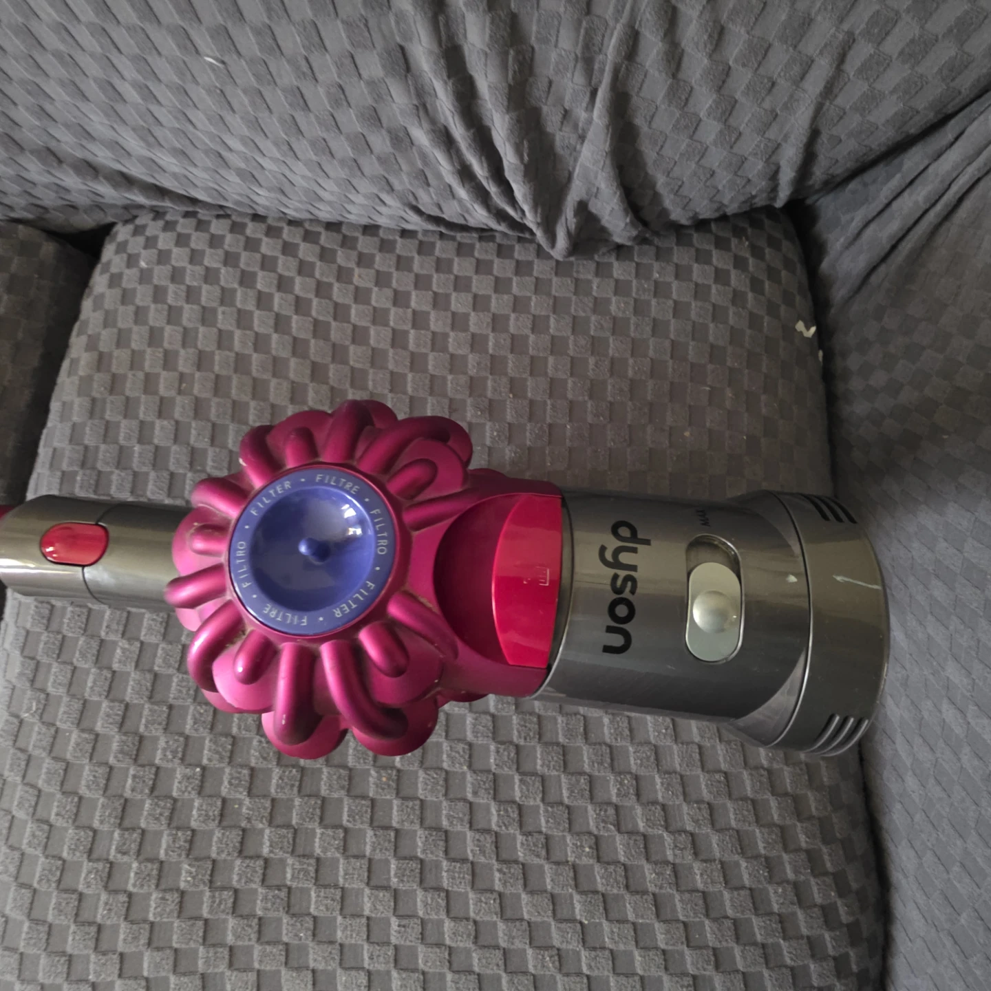 Dyson Cordless Vacuum Cleaner  v6 animal