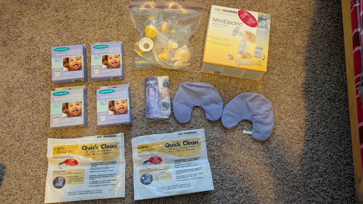 Medela Mini Electric Breastpump & Accessories