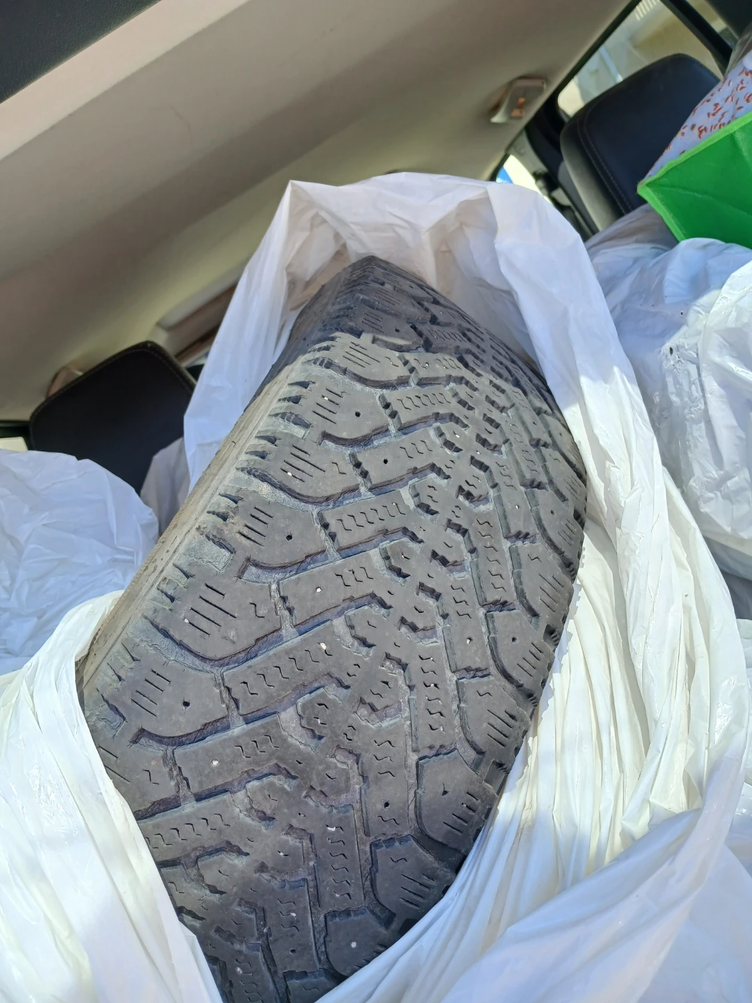 Winter Tires with Rims - Nordic Winter Trac, P195/60R15 - photo 4