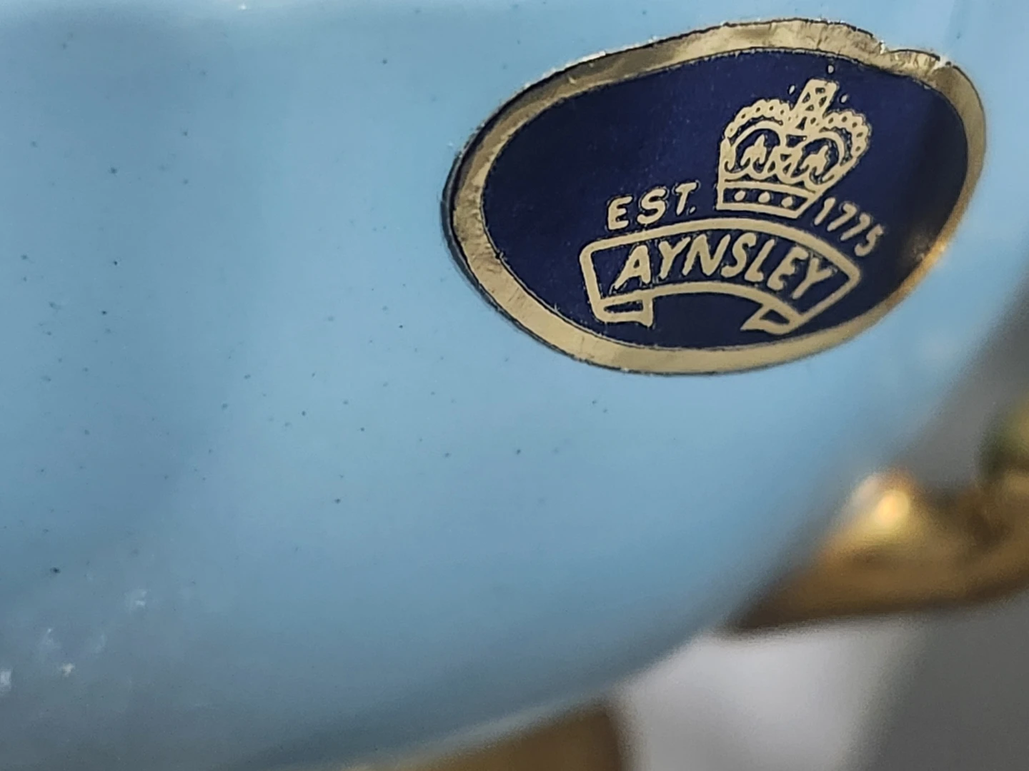 Signed Aynsley Fruit cup & Saucer by D. Jones - photo 2