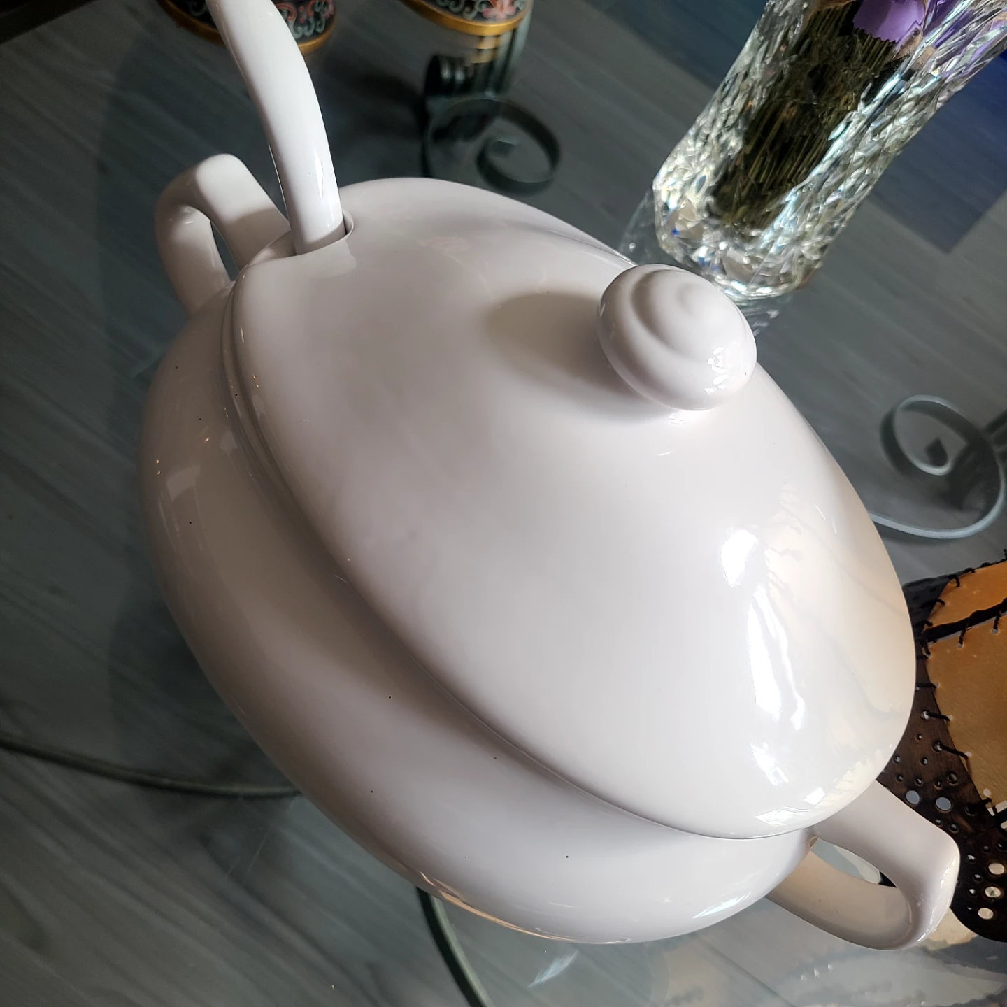 White Soup Tureen with Ladle - photo 4