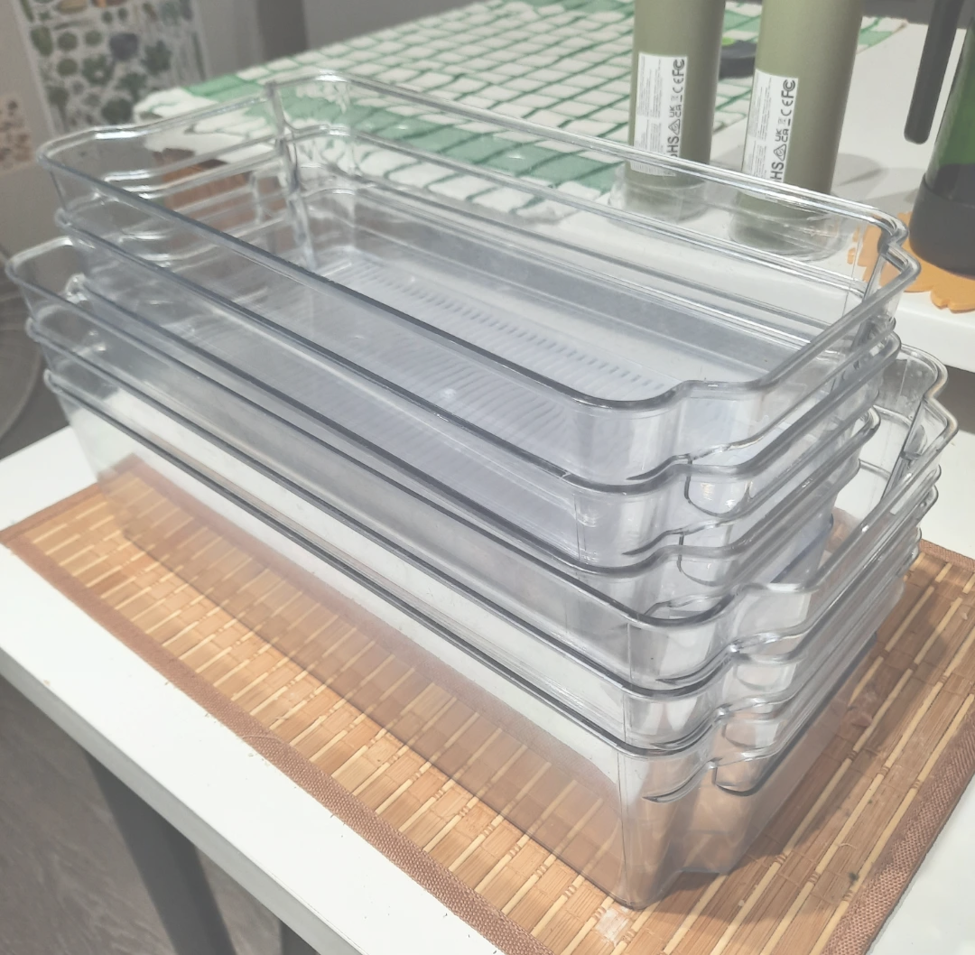 Set of 6 Clear Plastic Storage Bins