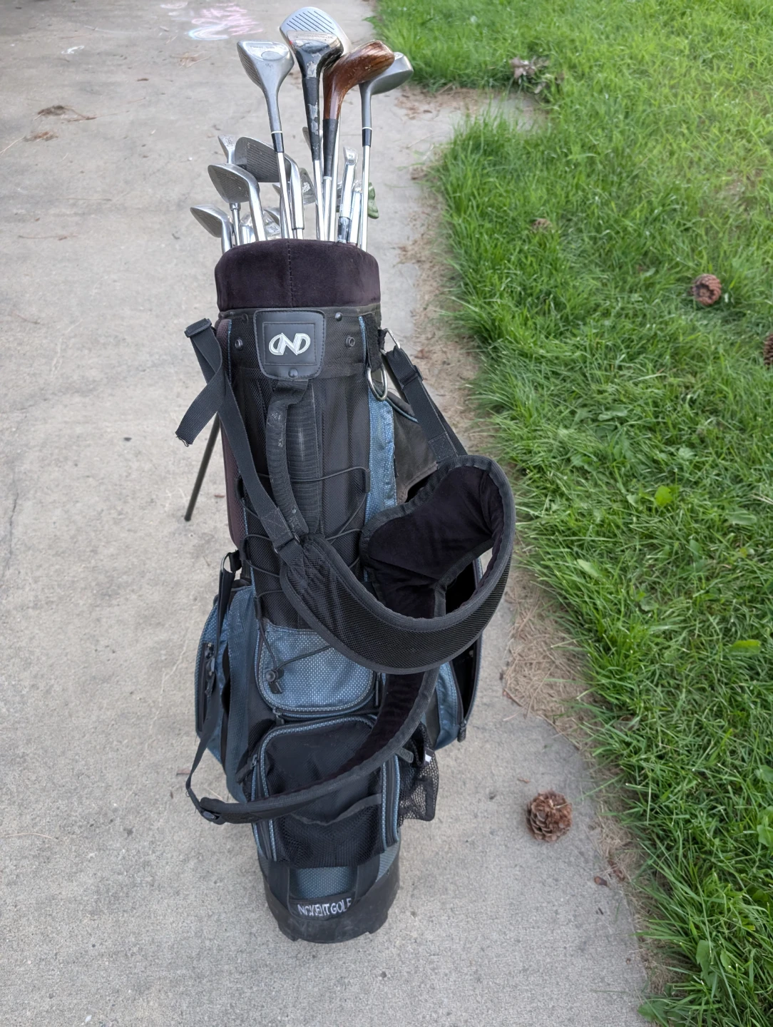 Nickent Golf Bag + Clubs - photo 5