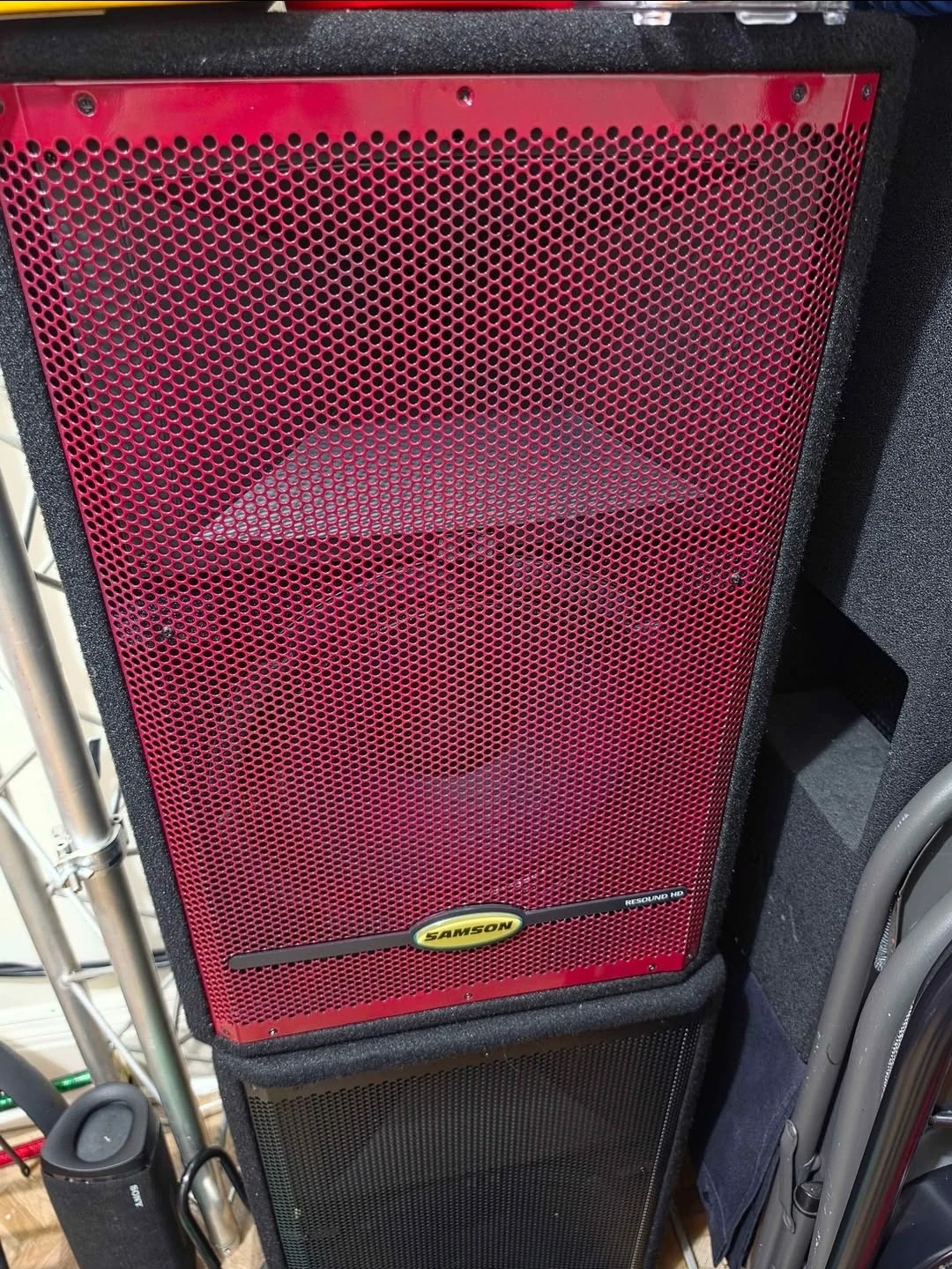 Samson RESOUND HD Red Speaker