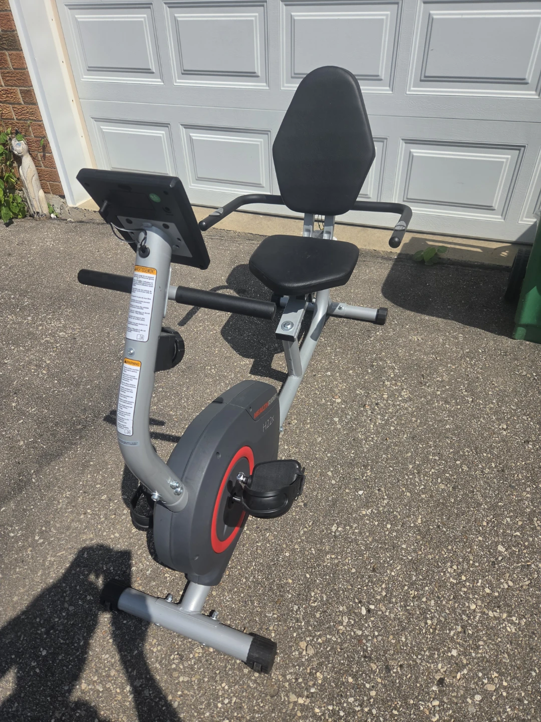HealthRider H22X Recumbent Bike - photo 2