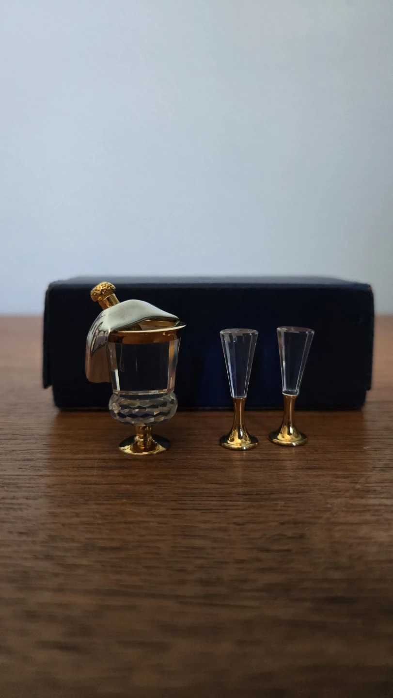 Swarovski Crystal Champagne Bottle and Glasses Set - photo 3