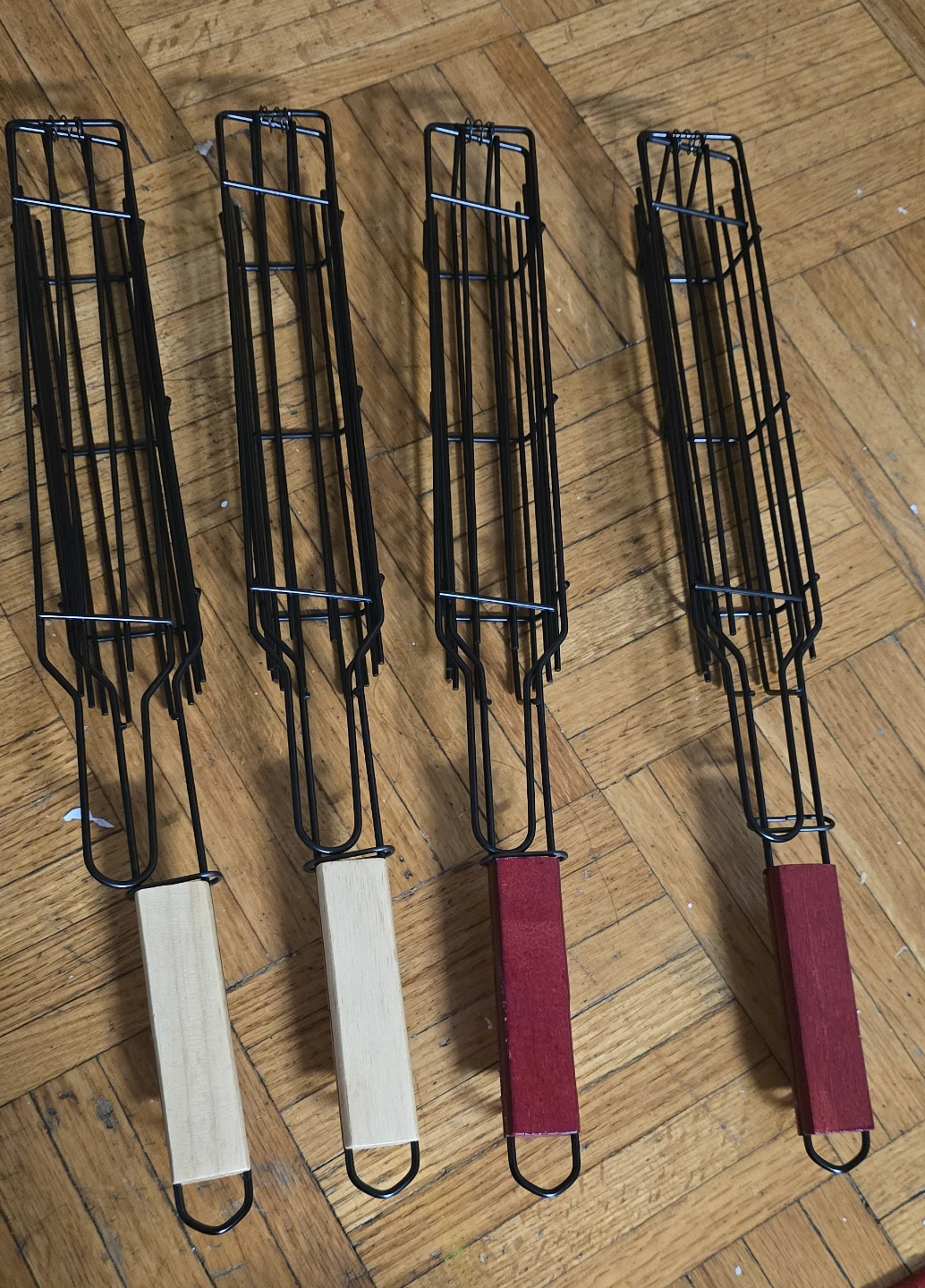 NEW 4x Non-Stick Grilling Baskets  Skewers with Wooden Handles - photo 4