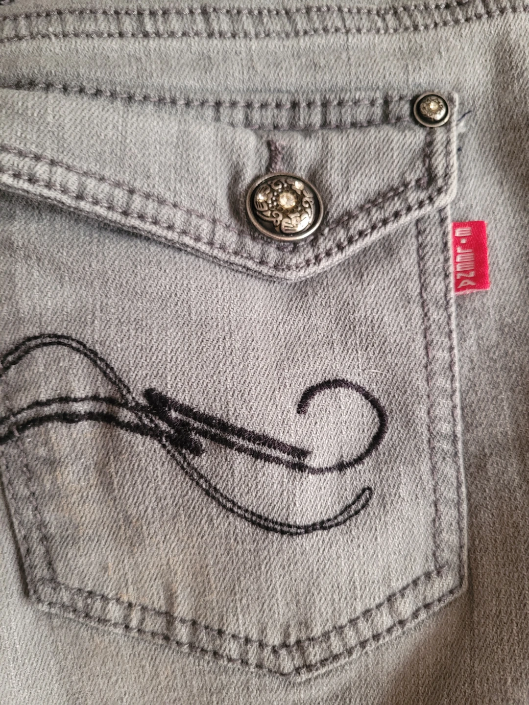 Ejleena jorts size 13