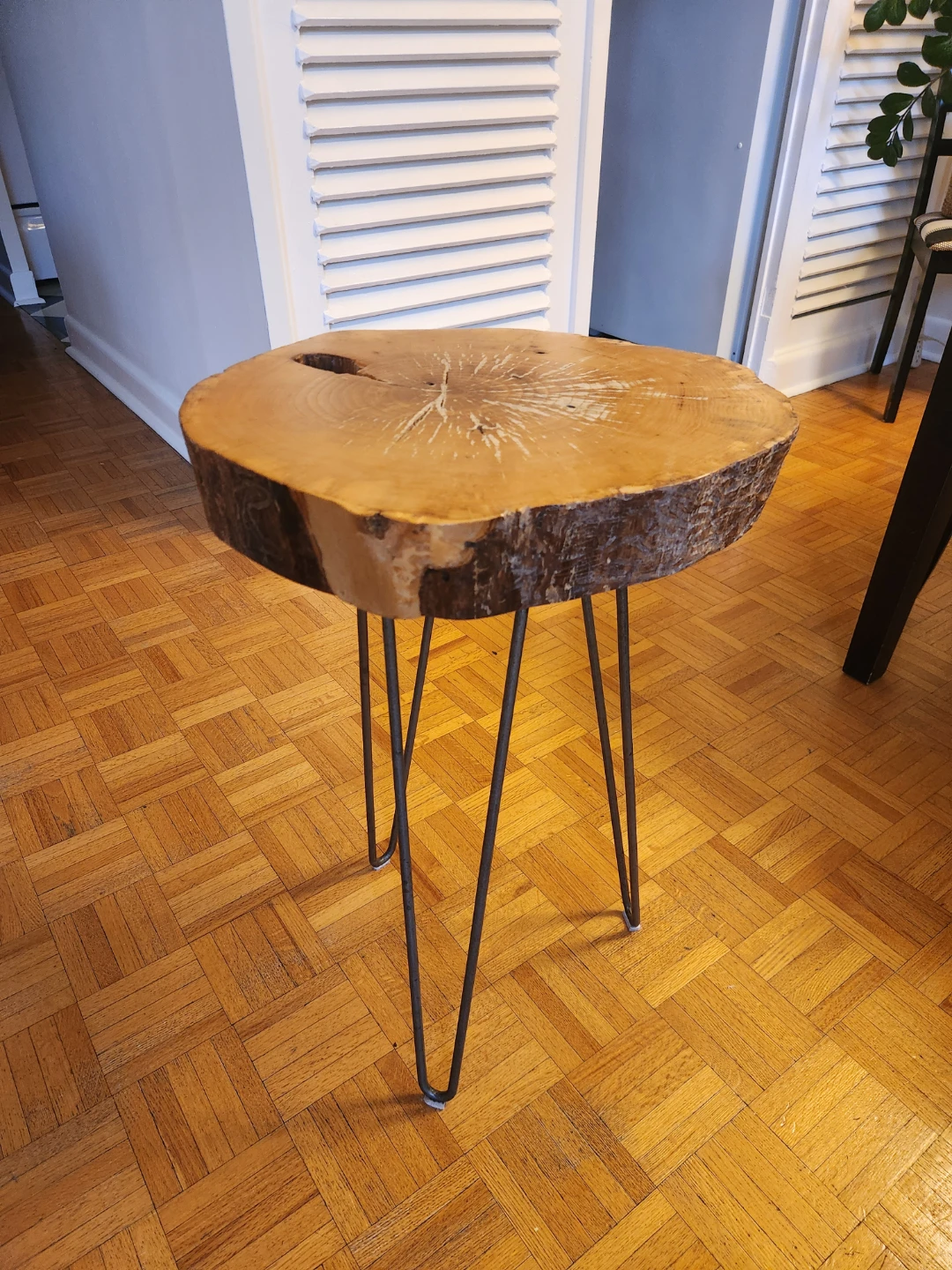Live Edge Wood Side Table with Metal Haripin Legs - photo 3