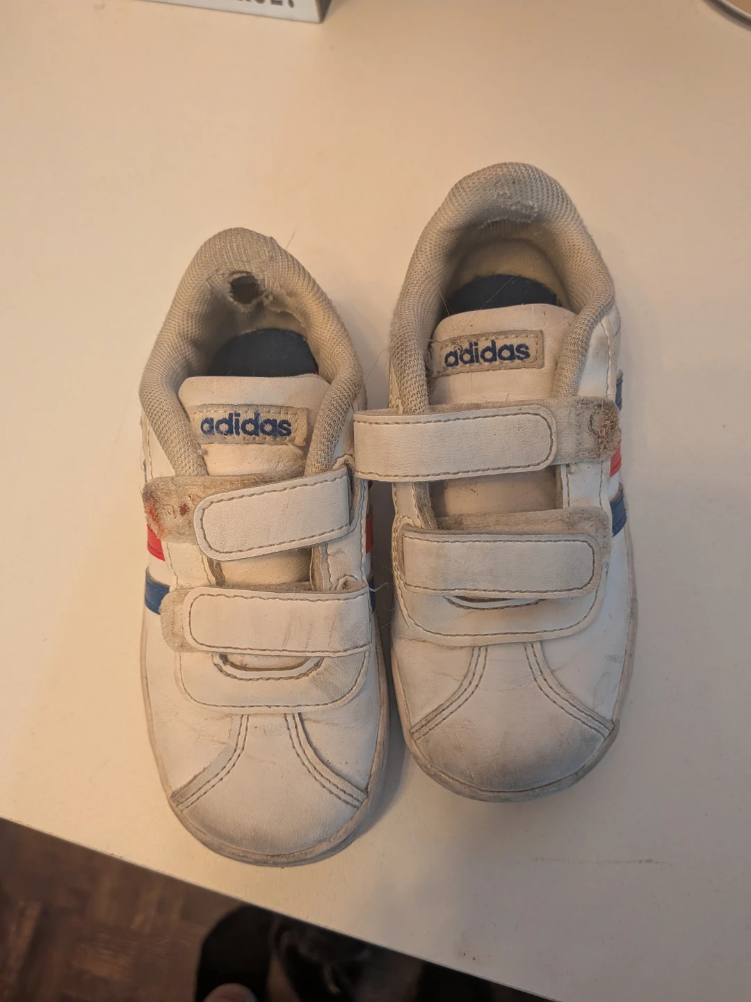 Adidas kids shoes - photo 3
