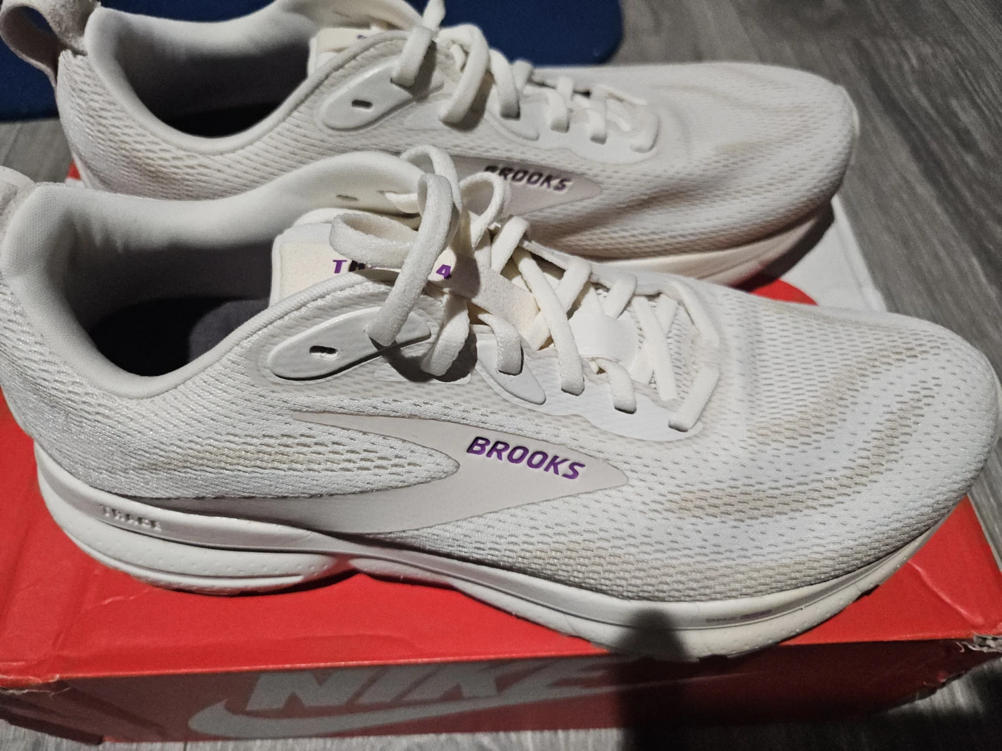 Brooks Trace 4 Women's Running Shoes - photo 3