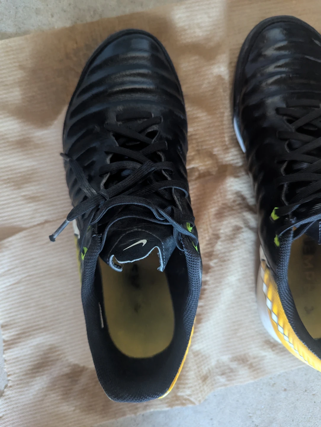 Nike Tiempo Indoor Soccer Shoes - photo 3